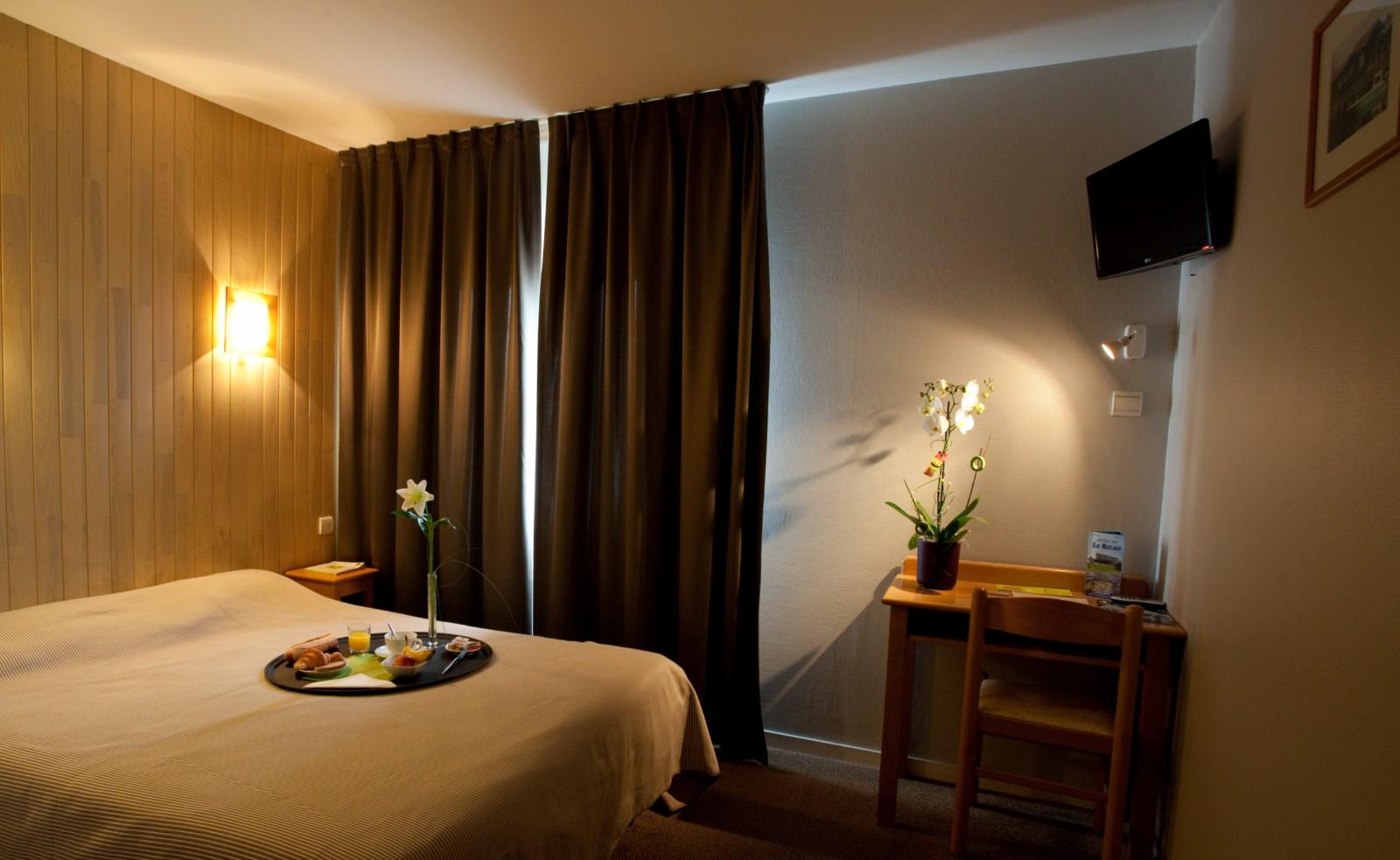 Logis Hotel Le Relais Biscarrosse Buitenkant foto